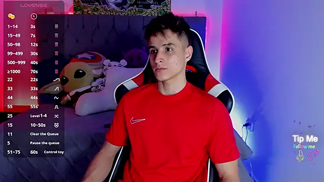 thomklein online show from December 11, 8:07 pm