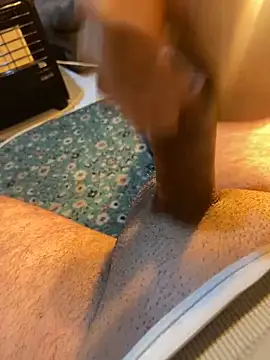 azginnn35 online show from February 13, 11:12 pm