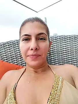 scarlett moore online show from February 15, 4:56 pm