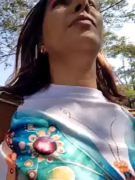 scarlett moore online show from December 15, 3:05 pm