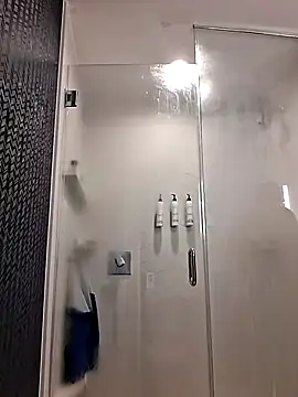 chainjulious online show from December 16, 6:13 pm