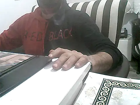 Snapshot of MezaRDanOnLineee chatting on January 17, 10:23 pm MezaRDanOnLineee online show from January 17, 10:23 pm