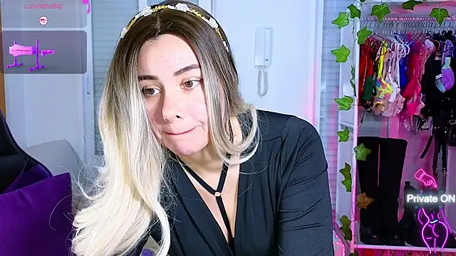 Tawny cox online show from January 11, 12:50 pm