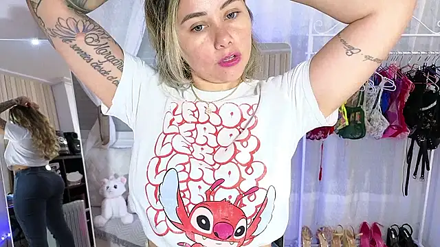 Snapshot of Tawny_cox chatting on February 7, 10:52 am Tawny cox online show from February 7, 10:52 am