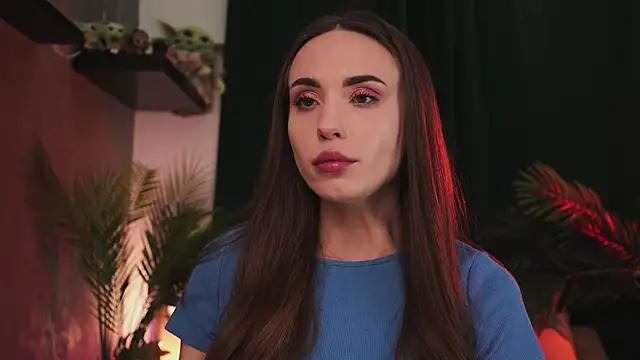 BabyYoda- online show from December 1, 4:29 pm