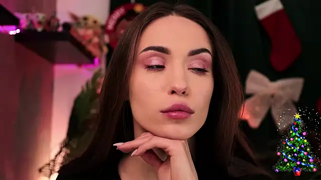 BabyYoda- online show from December 21, 8:43 pm