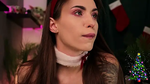 BabyYoda- online show from December 25, 5:05 am