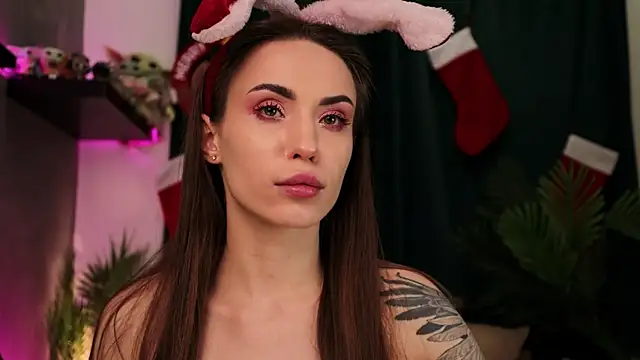 BabyYoda- online show from December 25, 8:07 am