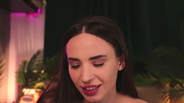 BabyYoda- online show from March 15, 8:32 pm