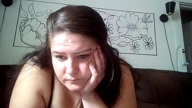 Snapshot of creativescholar1992 chatting on September 8, 6:51 pm creativescholar1992 online show from September 8, 6:51 pm