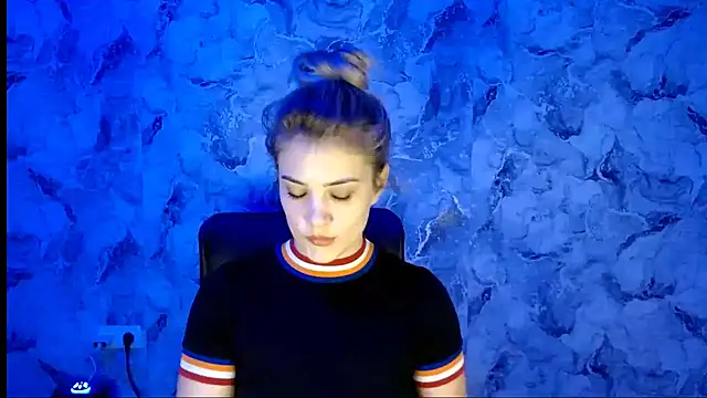 nika gold1 online show from December 20, 5:20 pm