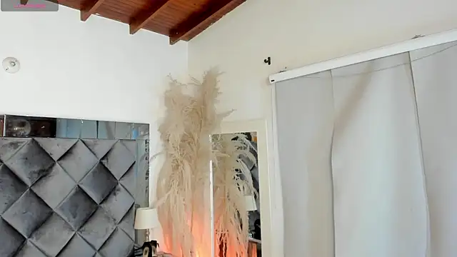 Snapshot of sofhiaa_adaams chatting on November 10, 9:47 pm sofhiaa adaams online show from November 10, 9:47 pm