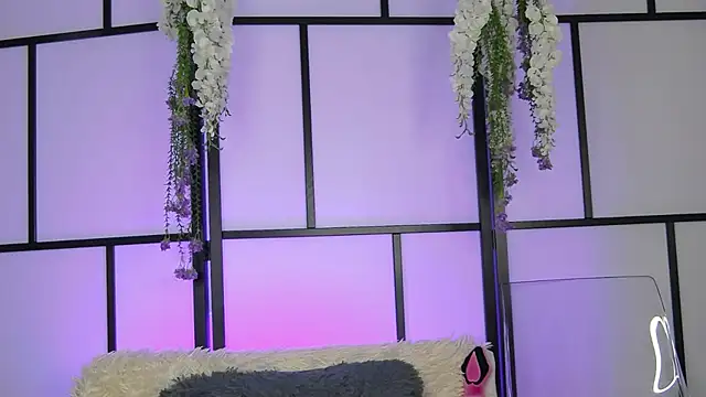 Xenomy online show from December 2, 7:03 am