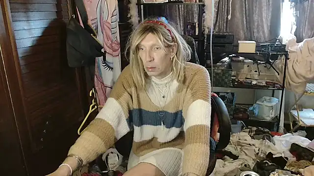 Ombeline1 online show from November 22, 2:16 pm