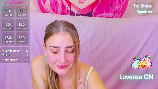 Snapshot of MilliStrii chatting on December 12, 4:04 am MilliStrii online show from December 12, 4:04 am