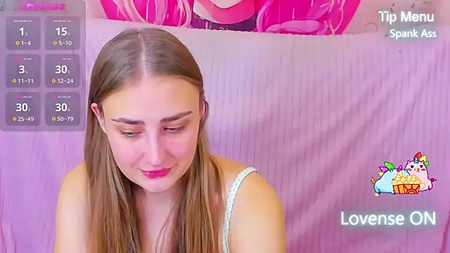 Snapshot of MilliStrii chatting on December 26, 12:57 am MilliStrii online show from December 26, 12:57 am