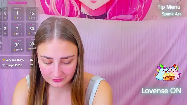 Snapshot of MilliStrii chatting on December 27, 3:53 am MilliStrii online show from December 27, 3:53 am