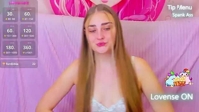 Snapshot of MilliStrii chatting on December 30, 1:04 am MilliStrii online show from December 30, 1:04 am