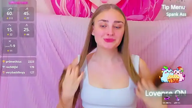 Snapshot of MilliStrii chatting on January 3, 4:00 am MilliStrii online show from January 3, 4:00 am