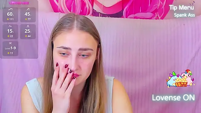 Snapshot of MilliStrii chatting on January 6, 12:59 am MilliStrii online show from January 6, 12:59 am