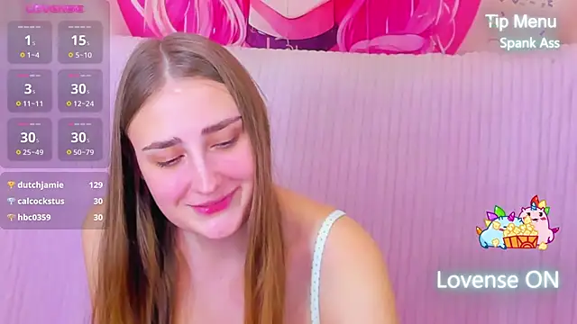 Snapshot of MilliStrii chatting on March 3, 4:14 am MilliStrii online show from March 3, 4:14 am