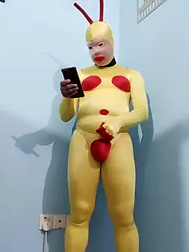 Snapshot of zentaishow chatting on January 5, 10:21 am zentaishow online show from January 5, 10:21 am