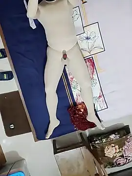 Snapshot of zentaishow chatting on February 4, 10:32 am zentaishow online show from February 4, 10:32 am