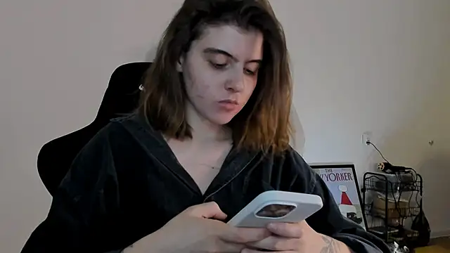 emmamurrr online show from December 21, 8:32 pm