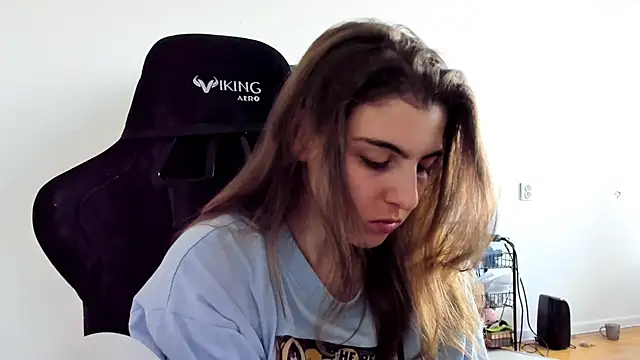 emmamurrr online show from September 27, 10:53 am