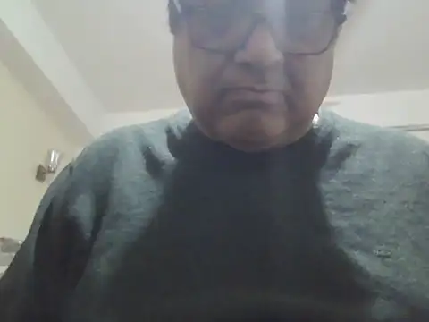 Snapshot of Nuttysub chatting on February 2, 1:59 am Nuttysub online show from February 2, 1:59 am