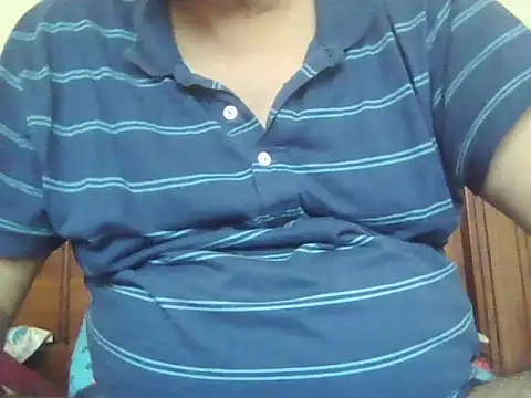 Snapshot of Nuttysub chatting on February 14, 2:30 am Nuttysub online show from February 14, 2:30 am