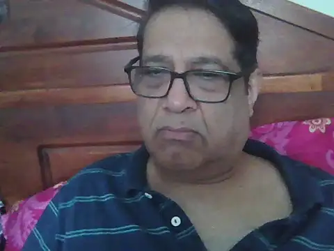 Snapshot of Nuttysub chatting on February 16, 2:07 am Nuttysub online show from February 16, 2:07 am