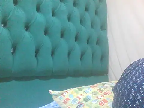 Sexy Riri online show from November 21, 10:41 pm