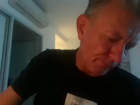 butseriouslykahnt online show from December 9, 7:17 am