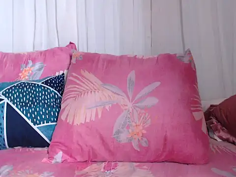 Freakyassnwildx online show from March 3, 8:43 pm