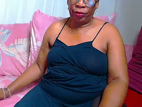 Snapshot of Freakyassnwildx chatting on July 10, 10:34 pm Freakyassnwildx online show from July 10, 10:34 pm