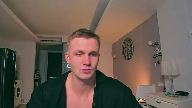 Samuel Andrew online show from November 5, 5:40 am