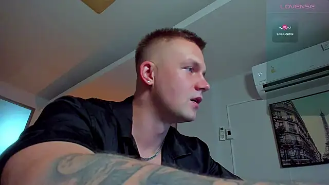 Snapshot of Samuel_Andrew chatting on February 26, 5:28 am Samuel Andrew online show from February 26, 5:28 am