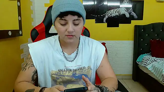 isabeautyx19 online show from October 26, 3:12 am