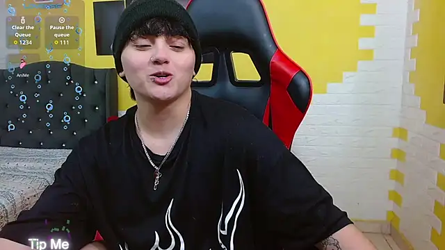 isabeautyx19 online show from February 4, 2:39 am