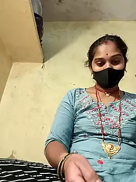 Snapshot of Hi_Radhika chatting on February 18, 4:04 am Hi Radhika online show from February 18, 4:04 am