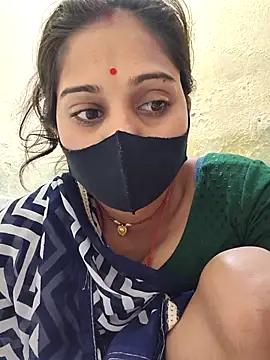 Snapshot of Hi_Radhika chatting on March 10, 1:56 am Hi Radhika online show from March 10, 1:56 am