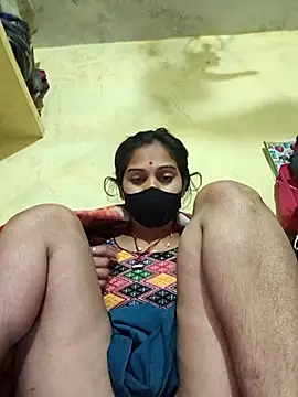 Snapshot of Hi_Radhika chatting on March 19, 12:48 am Hi Radhika online show from March 19, 12:48 am