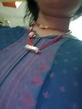 Snapshot of Hi_Radhika chatting on March 22, 1:30 pm Hi Radhika online show from March 22, 1:30 pm