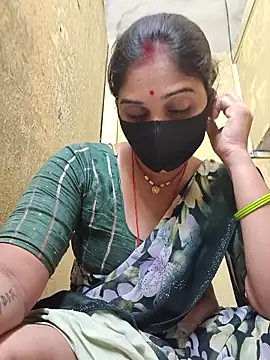 Snapshot of Hi_Radhika chatting on September 13, 4:29 pm Hi Radhika online show from September 13, 4:29 pm