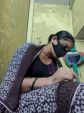 Snapshot of Hi_Radhika chatting on October 6, 4:15 pm Hi Radhika online show from October 6, 4:15 pm