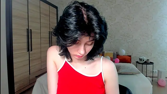 Snapshot of JulisSweet chatting on March 16, 7:48 am JulisSweet online show from March 16, 7:48 am