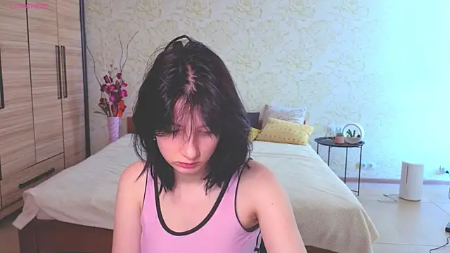 Snapshot of JulisSweet chatting on September 15, 6:46 am JulisSweet online show from September 15, 6:46 am