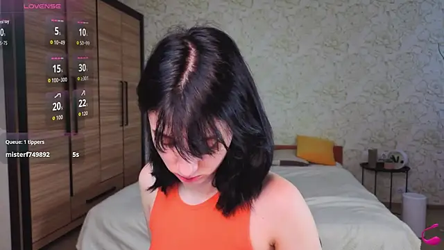 JulisSweet online show from November 24, 8:03 am