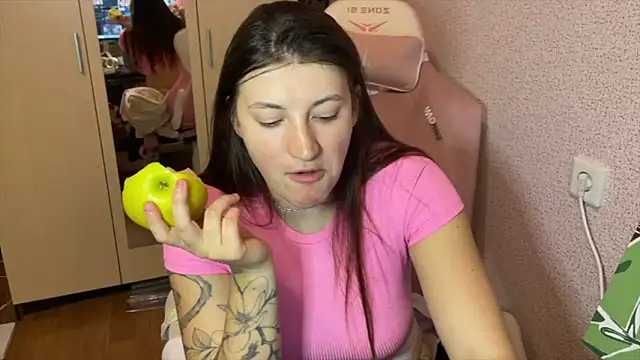 Katrin  kiss online show from February 16, 3:41 pm